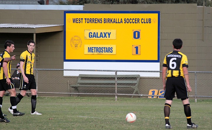 AdelaideGalaxy-v-MetroStars-10658.jpg